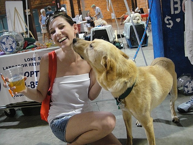 Bodie giving kisses